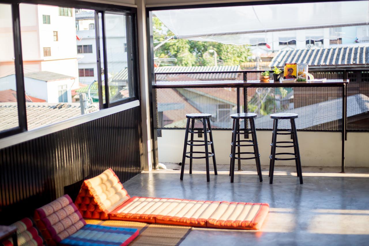 Baan 89 Hostel Bangkok Buitenkant foto