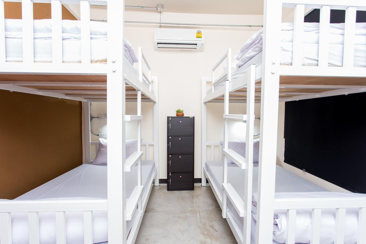 Baan 89 Hostel Bangkok Buitenkant foto