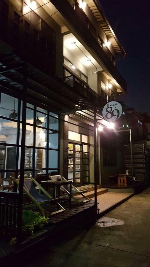 Baan 89 Hostel Bangkok Buitenkant foto