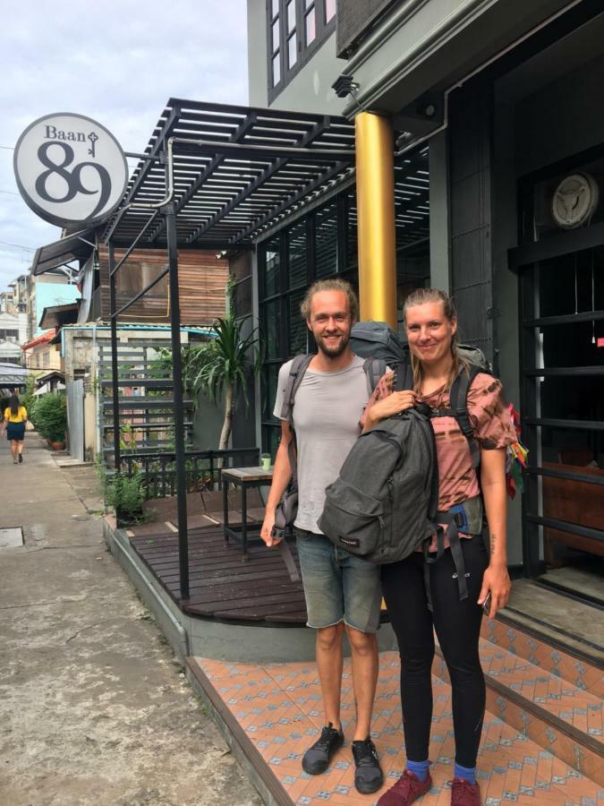 Baan 89 Hostel Bangkok Buitenkant foto