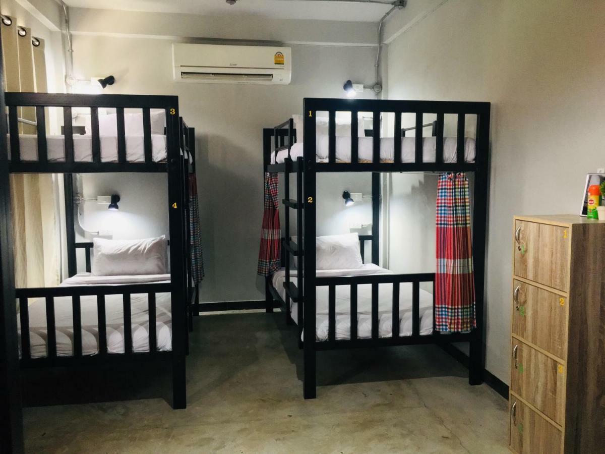 Baan 89 Hostel Bangkok Buitenkant foto