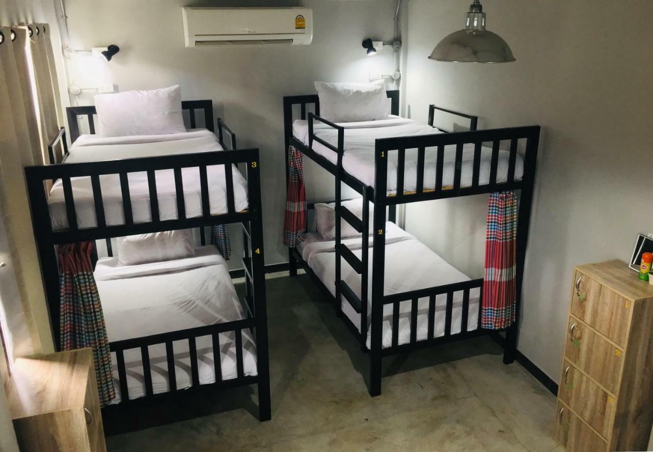 Baan 89 Hostel Bangkok Buitenkant foto